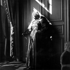 Lee Miller, Marlene Dietrich, Paris, 1944