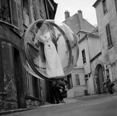 Melvin Sokolsky, Saint Germaine Street, Paris, 1963