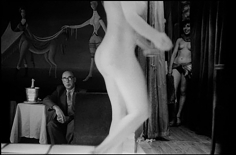 Frank Horvat, Le Sphynx, H, Paris, 1956