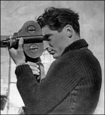 Gerda Taro, Robert Capa Shooting Film During the Spanish Civil War