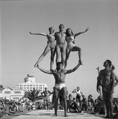 Andre de Dienes, Muscle Beach, California 1953