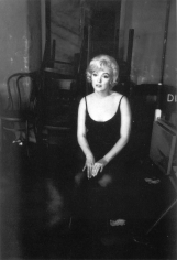 Bob Willoughby, Marilyn Monroe lost in her own thoughts on the set of “Let’s Make Love”, 1960