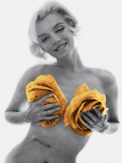 Bert Stern, Marilyn Monroe, “The Last Sitting”, With Roses, Yellow