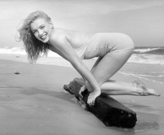 Andre de Dienes, Marilyn Monroe, Tobey Beach, New York 1950