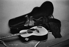 Daniel Kramer, Bob Dylan's Stuff in Dressing Room, Buffalo, New York, 1964