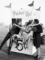 Ellen von Unwerth, Pucker Up!, New York, 2001