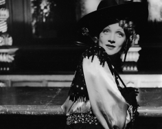 Louise Dahl-Wolfe, Marlene Dietrich circa 1938